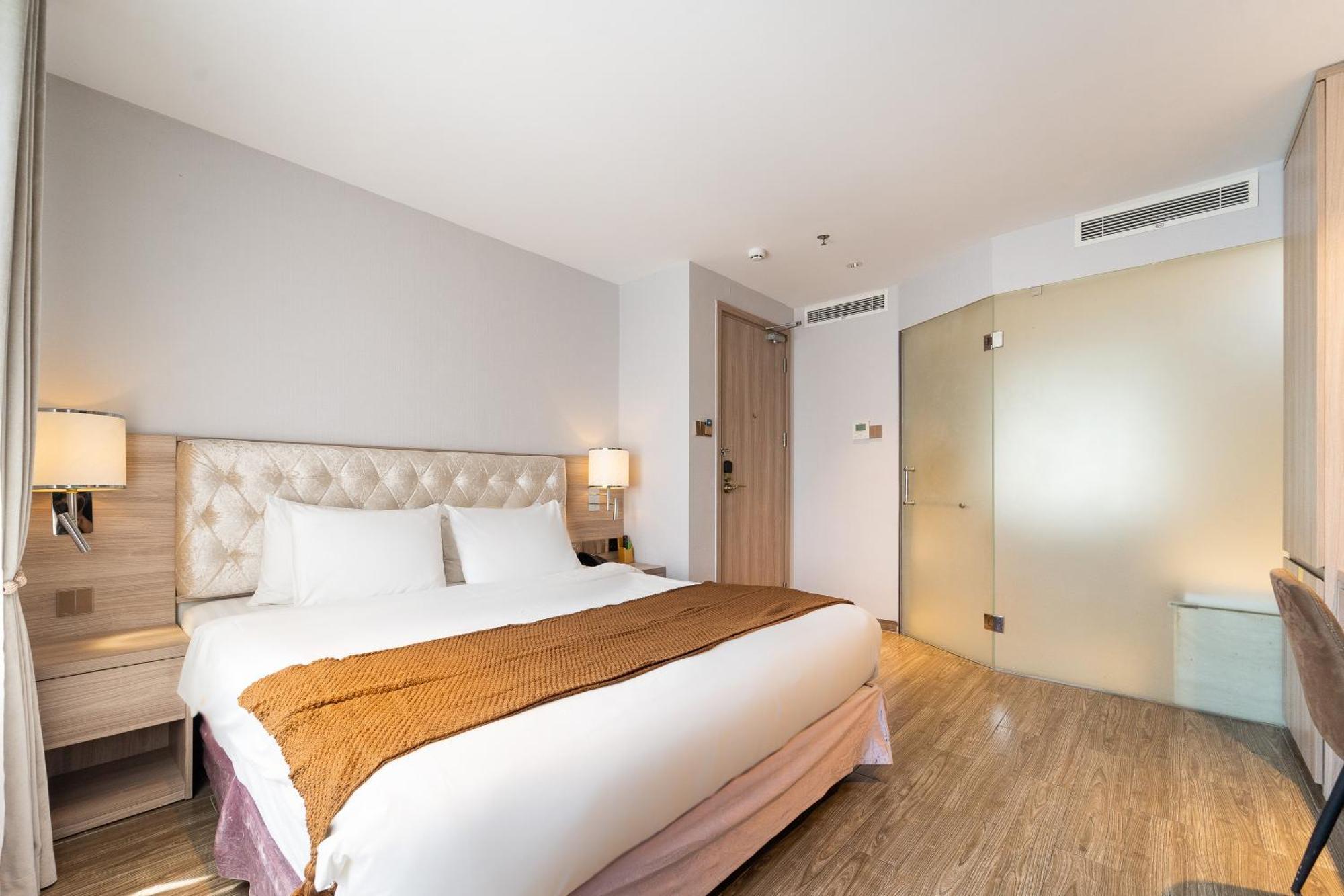 Nicecy Hotel Suites & Spa โฮจิมินห์ซิตี้ ภายนอก รูปภาพ